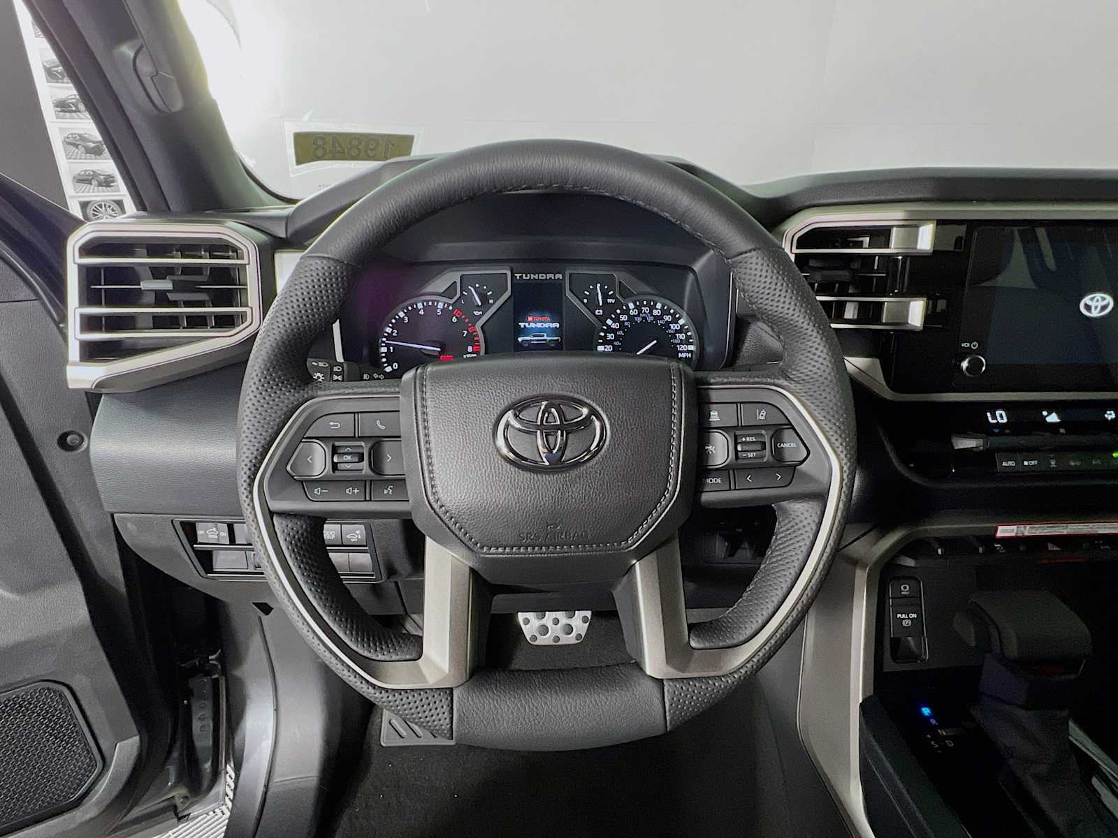2025 Toyota Tundra SR5 - Photo 7