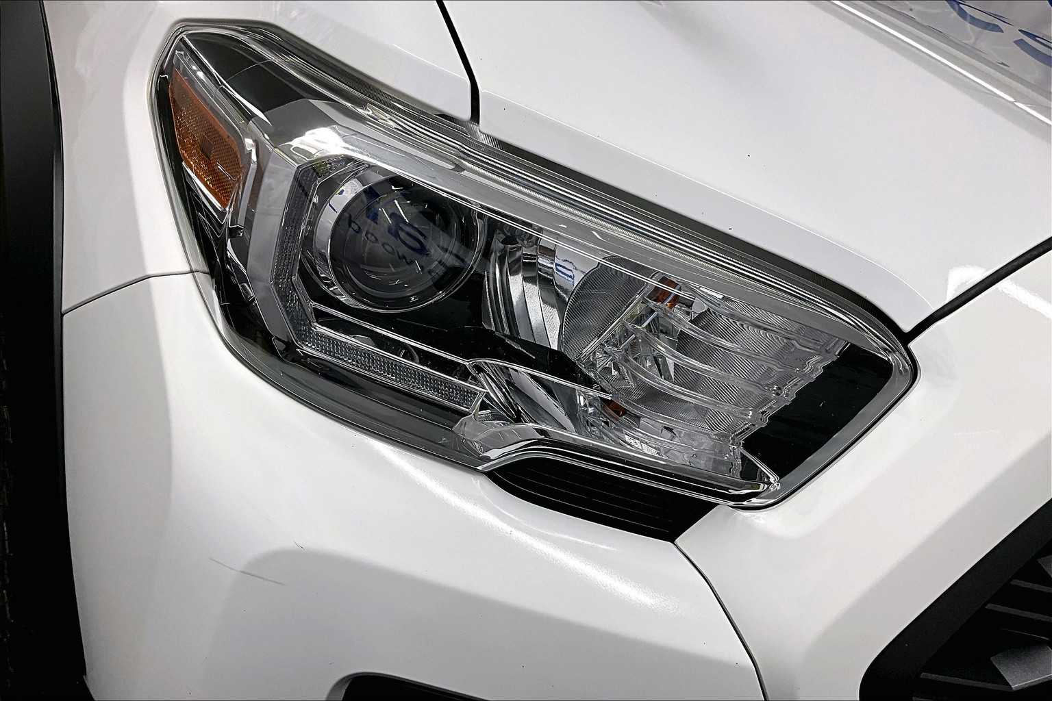 2020 Toyota Tacoma TRD Off Road - Photo 32