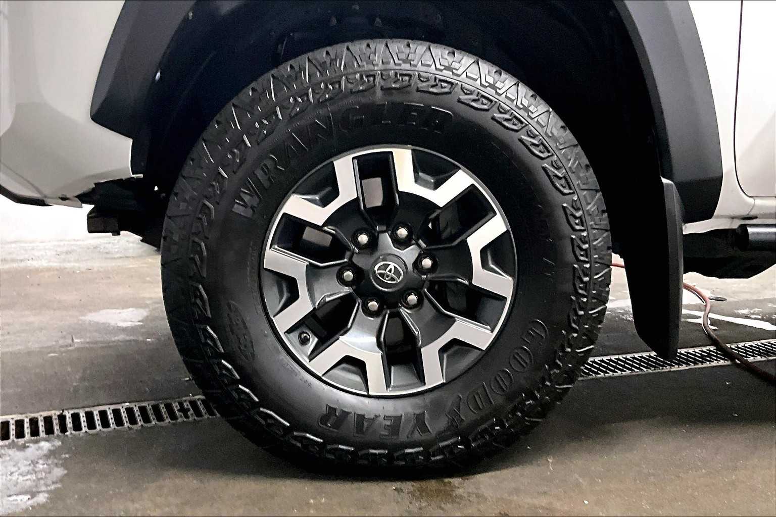 2020 Toyota Tacoma TRD Off Road - Photo 7