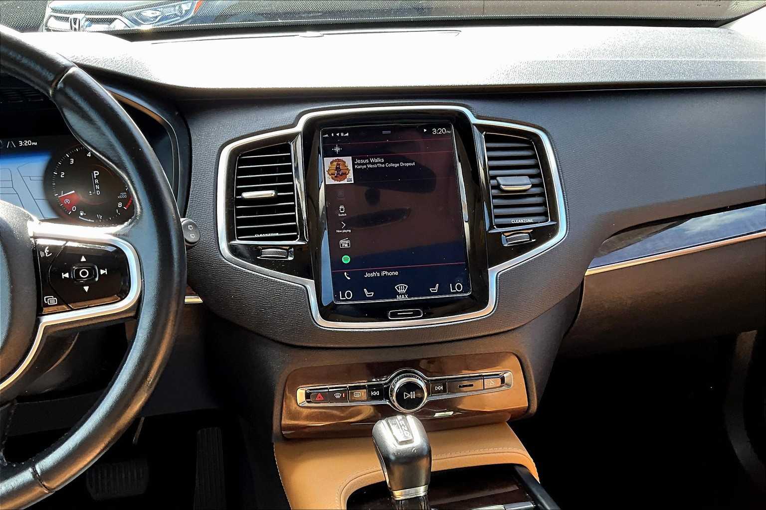 2016 Volvo XC90 T6 Momentum - Photo 18