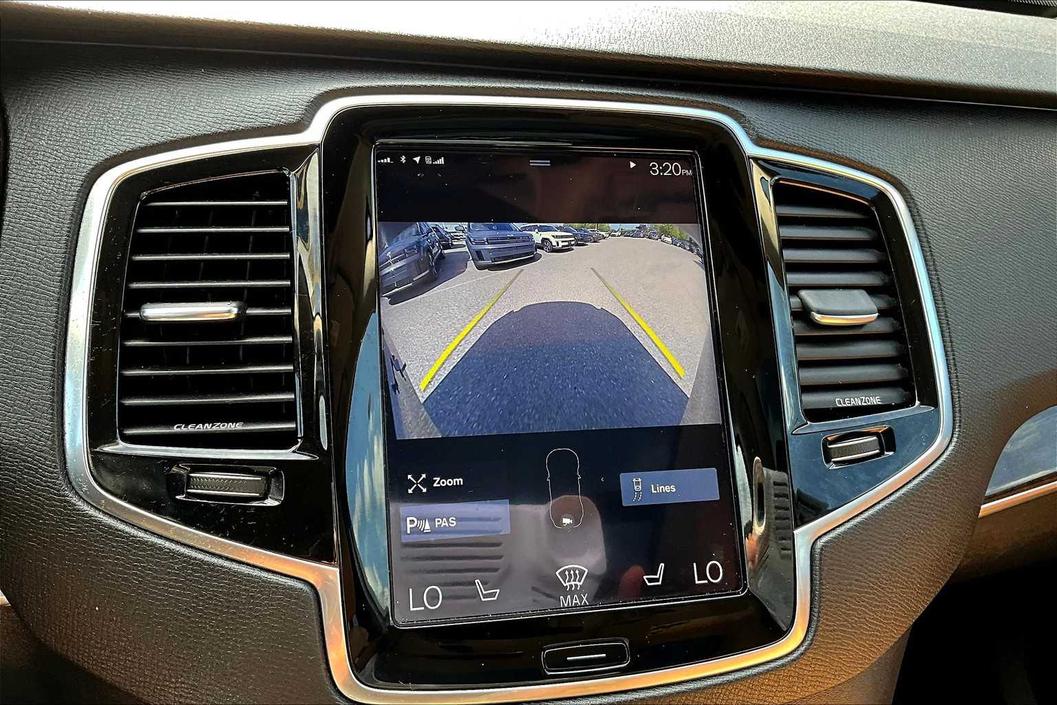 2016 Volvo XC90 T6 Momentum - Photo 19