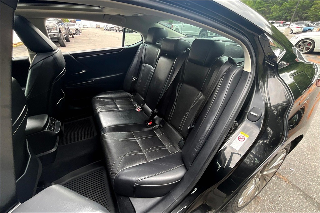 2019 Lexus ES 350 Luxury - Photo 15