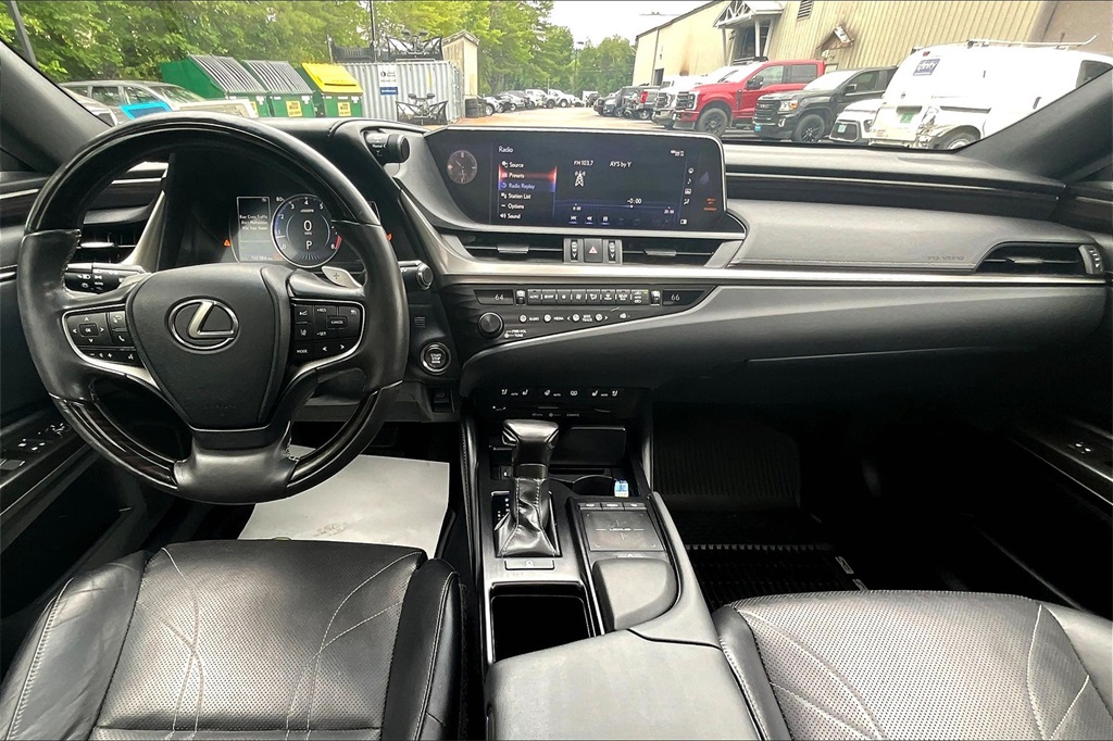 2019 Lexus ES 350 Luxury - Photo 21