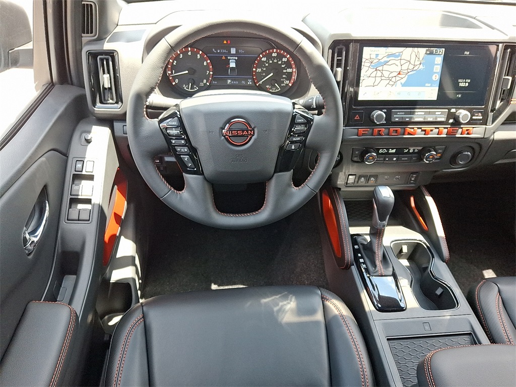 2025 Nissan Frontier PRO-4X - Photo 7