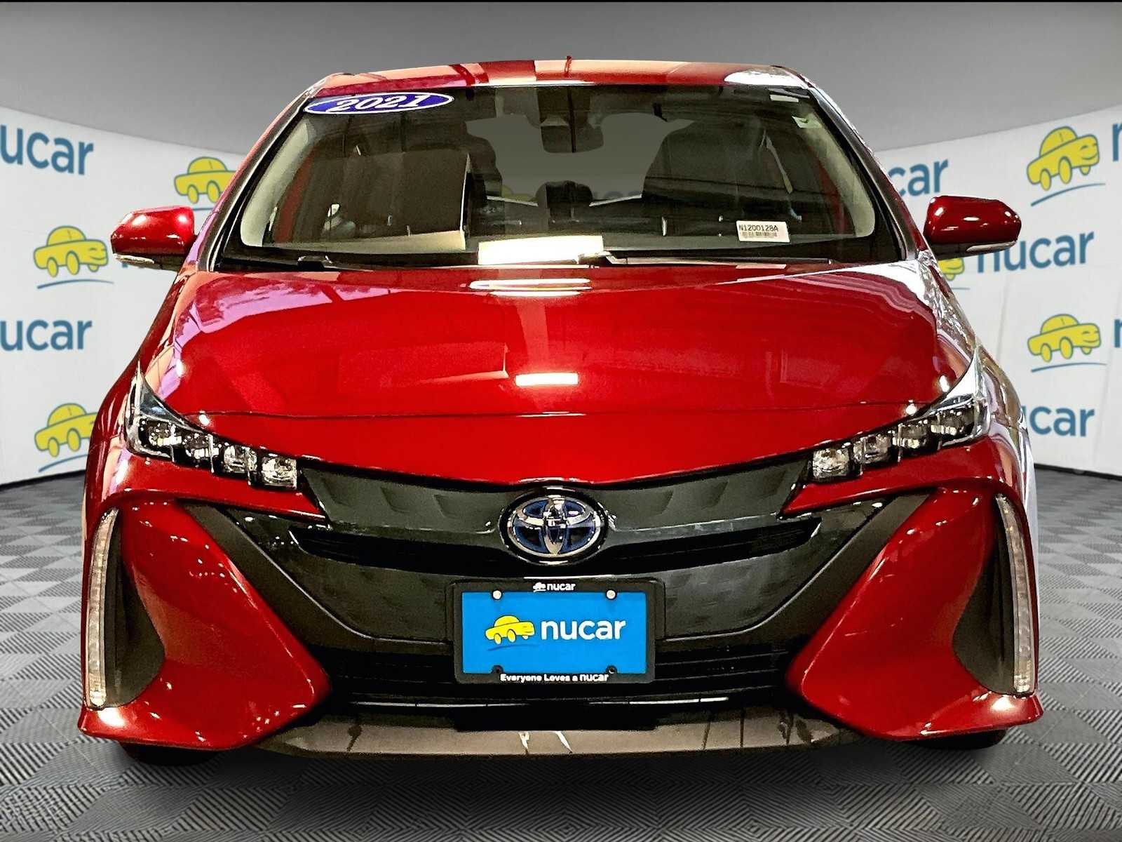 2021 Toyota Prius Prime LE - Photo 2