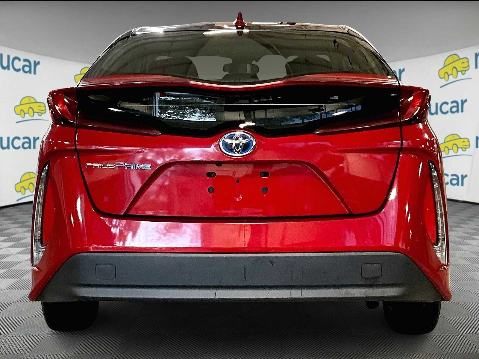 2021 Toyota Prius Prime LE - Photo 5