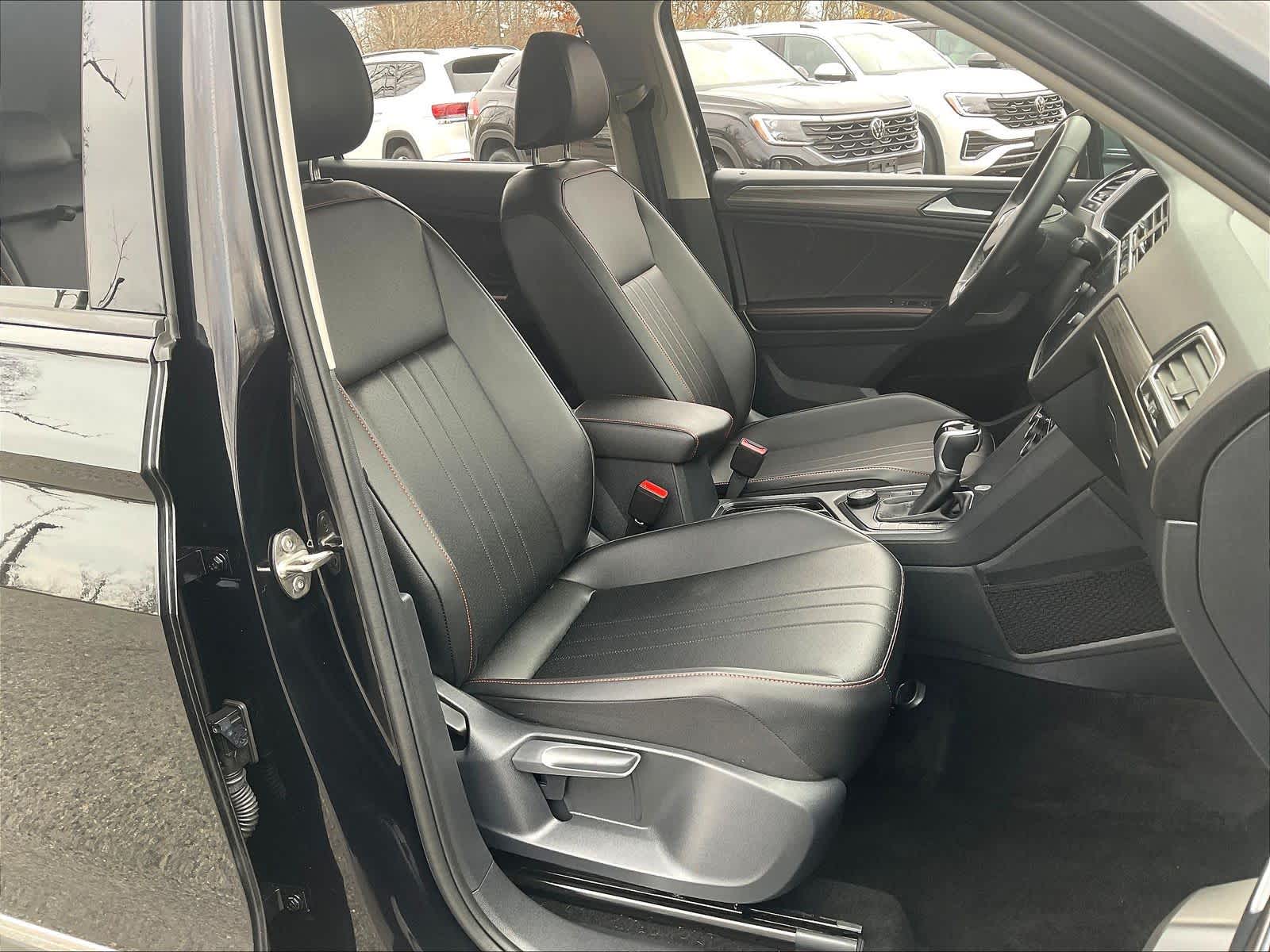 2024 Volkswagen Tiguan Wolfsburg Edition - Photo 11