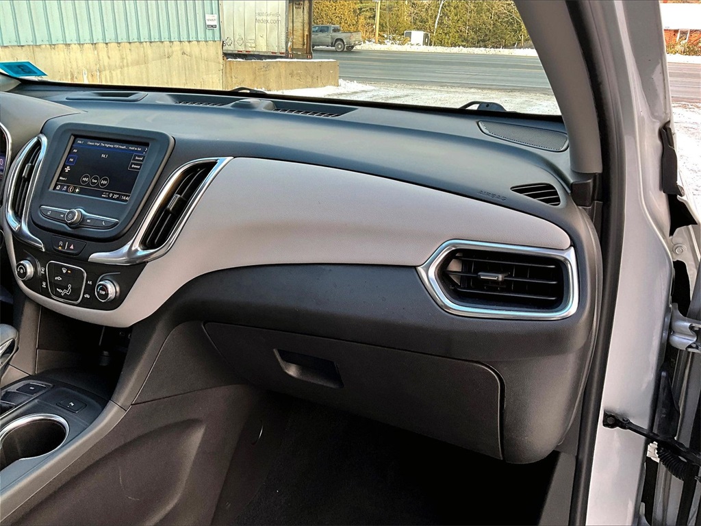 2022 Chevrolet Equinox LT - Photo 13