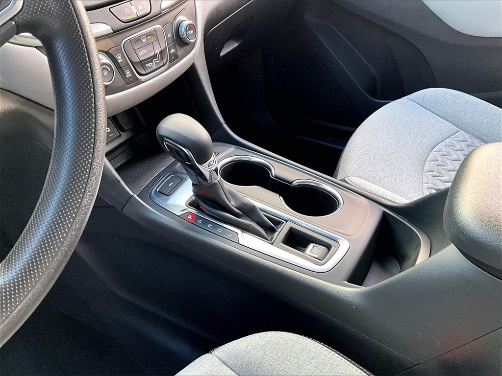 2022 Chevrolet Equinox LT - Photo 20