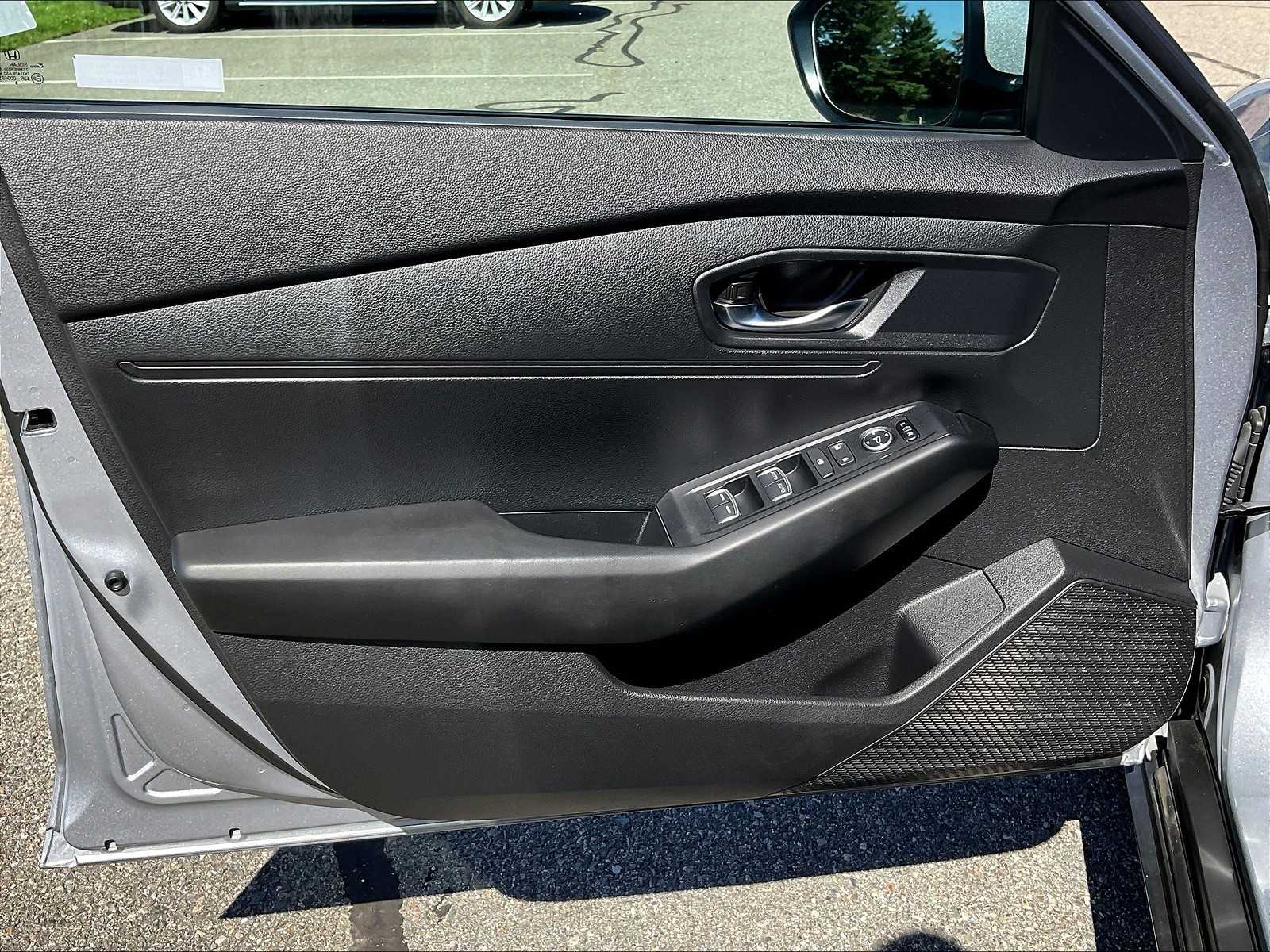 2023 Honda Accord LX - Photo 9