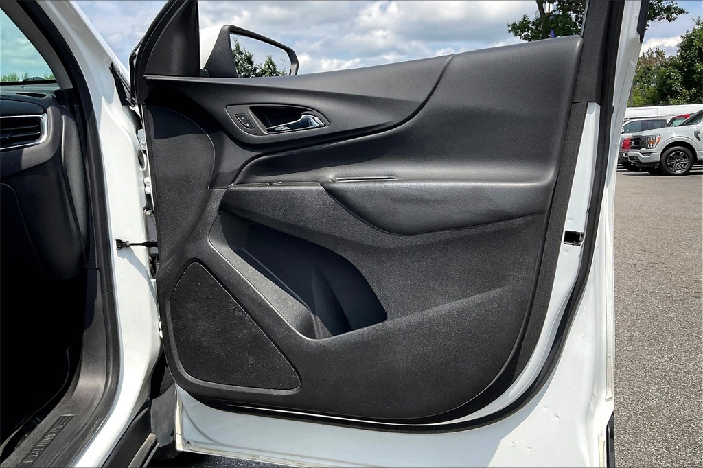 2023 Chevrolet Equinox LT - Photo 11