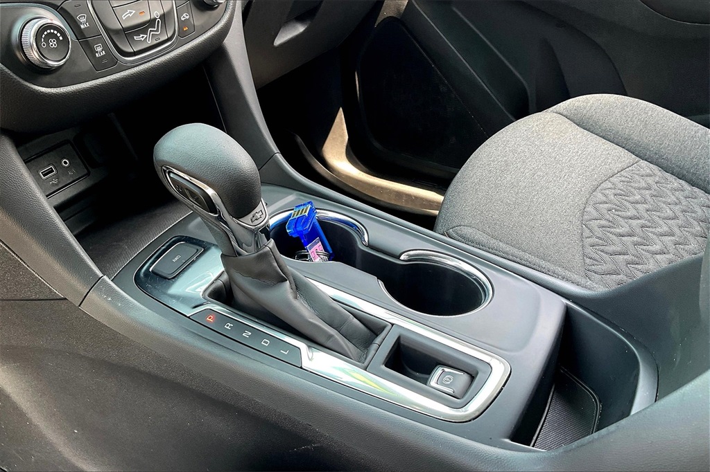 2023 Chevrolet Equinox LT - Photo 19