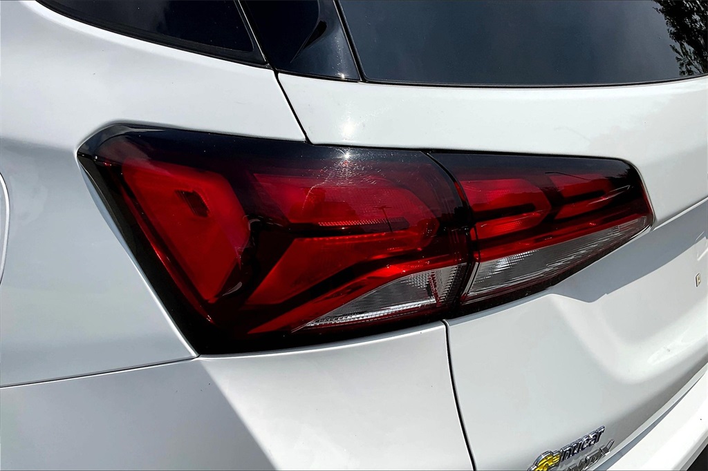2023 Chevrolet Equinox LT - Photo 30