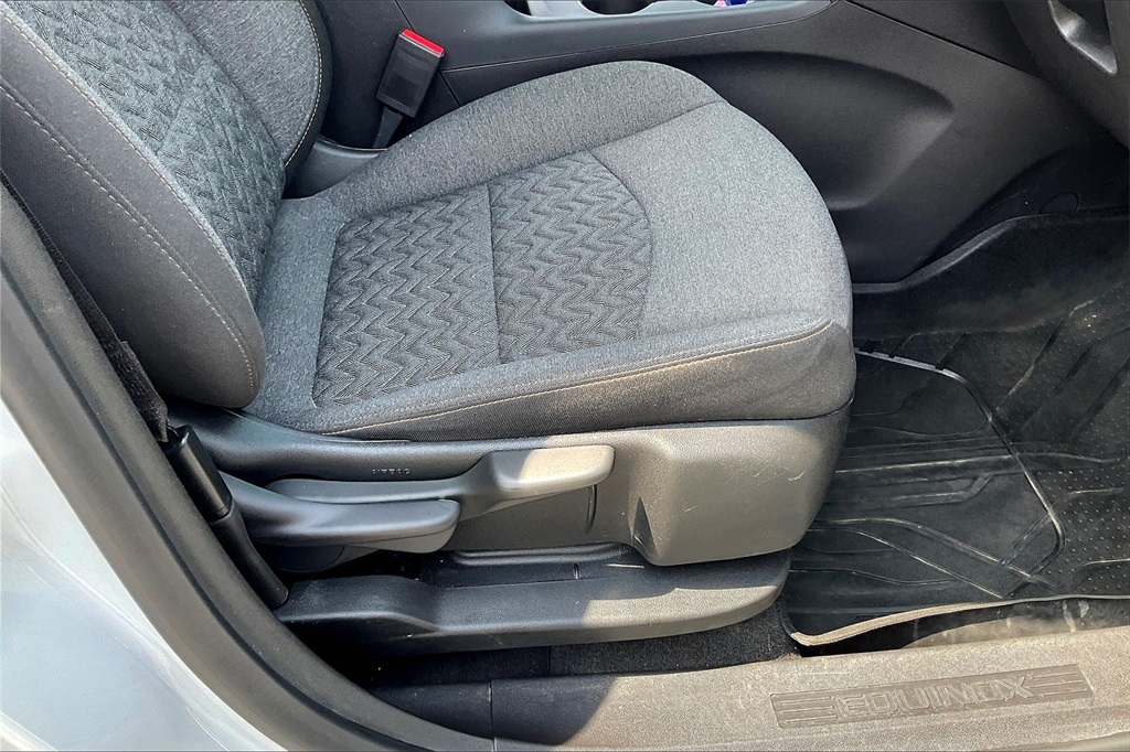 2023 Chevrolet Equinox LT - Photo 34