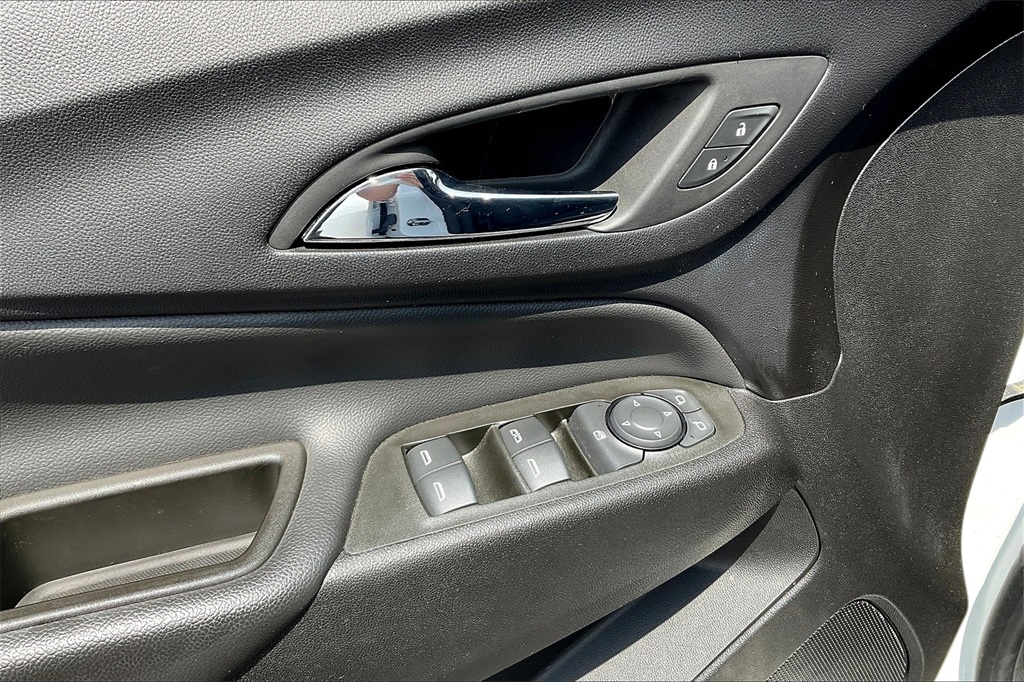 2023 Chevrolet Equinox LT - Photo 35