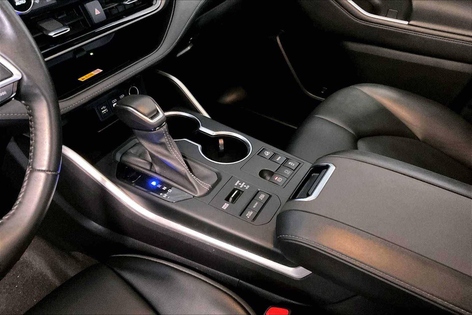 2023 Toyota Highlander XLE - Photo 21