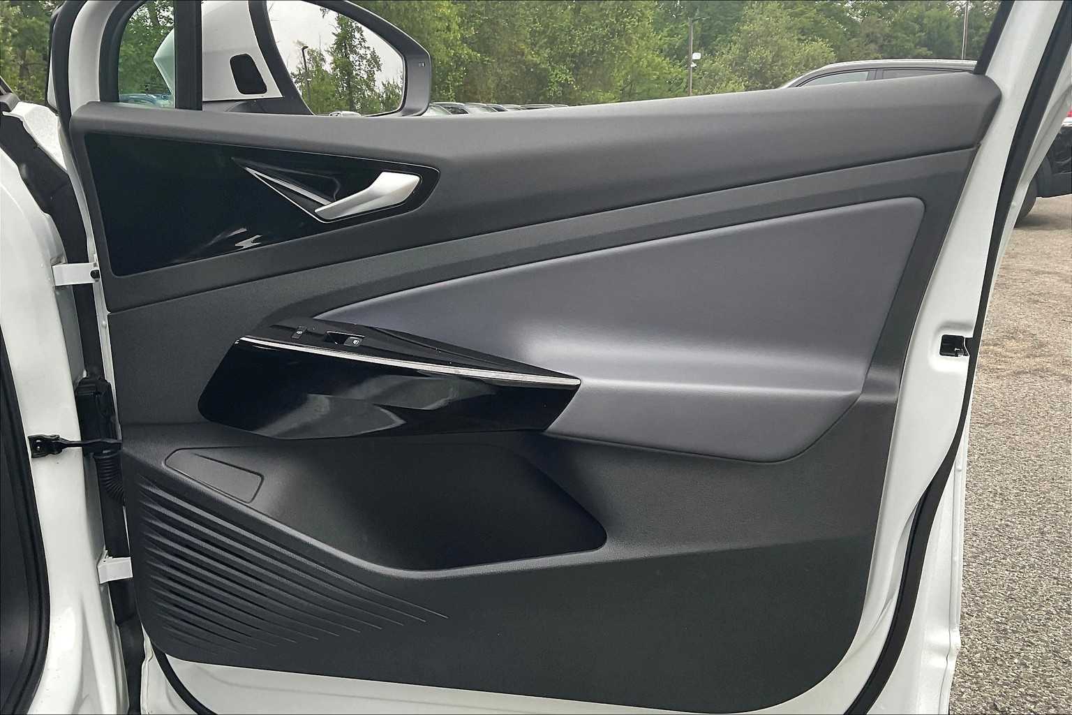 2021 Volkswagen ID.4 Pro - Photo 12
