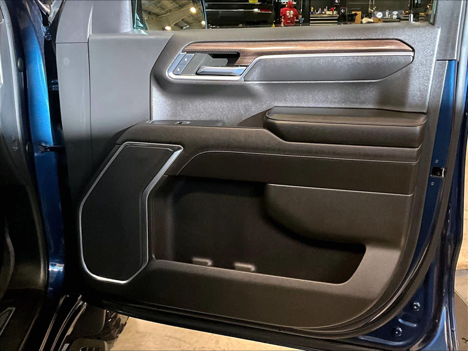 2022 Chevrolet Silverado 1500 LT Trail Boss - Photo 12