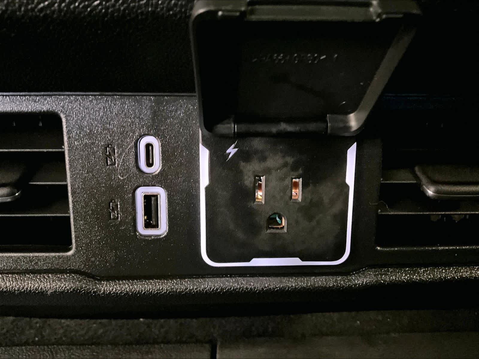 2022 Chevrolet Silverado 1500 LT Trail Boss - Photo 27