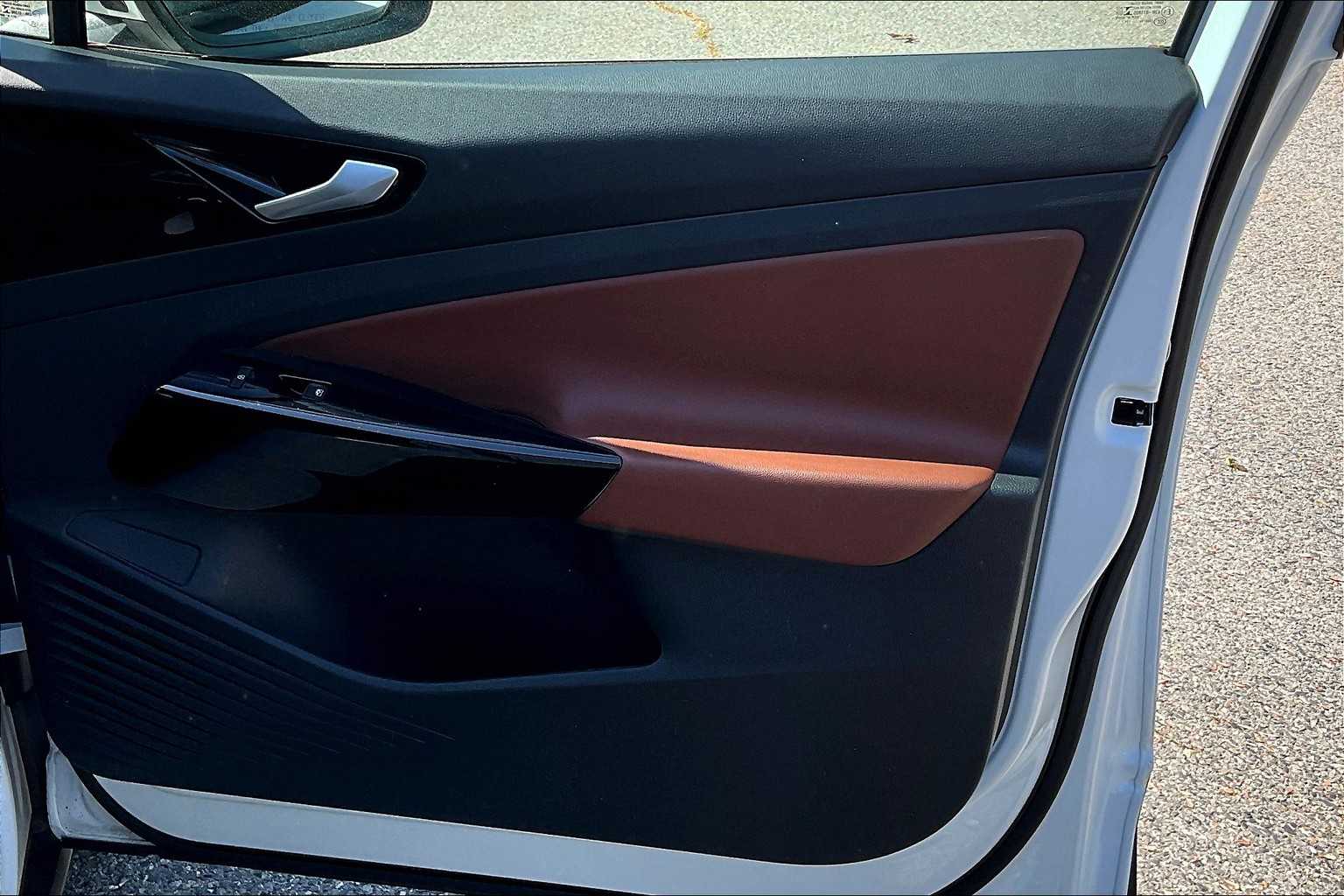 2021 Volkswagen ID.4 Pro S - Photo 12