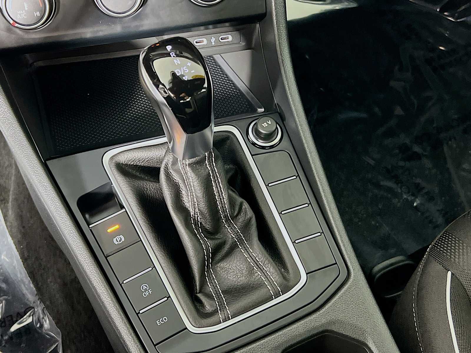 2024 Volkswagen Jetta Sport - Photo 16