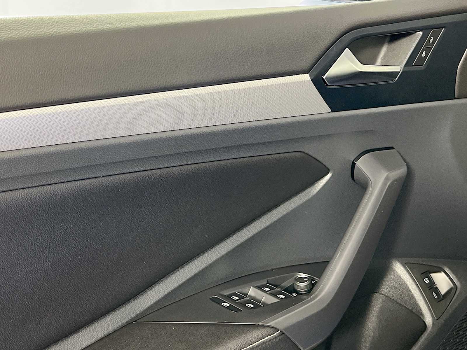 2024 Volkswagen Jetta Sport - Photo 17
