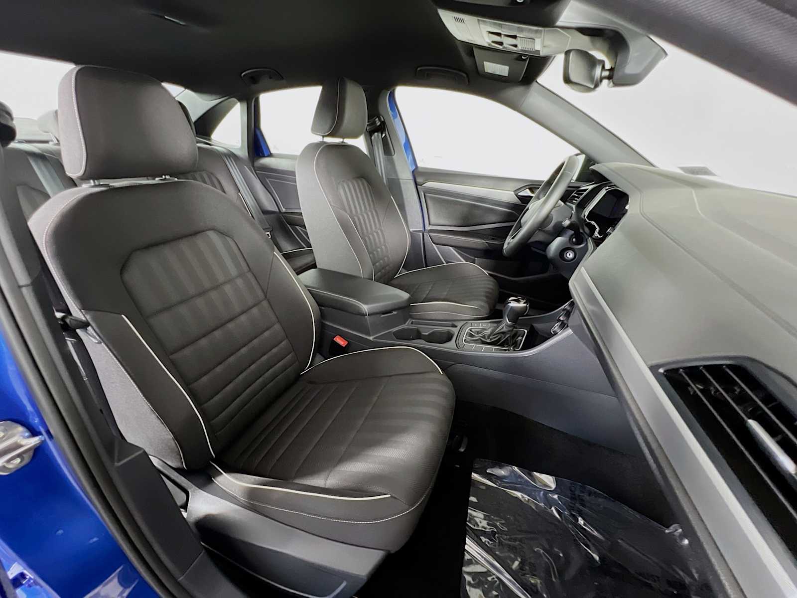2024 Volkswagen Jetta Sport - Photo 27
