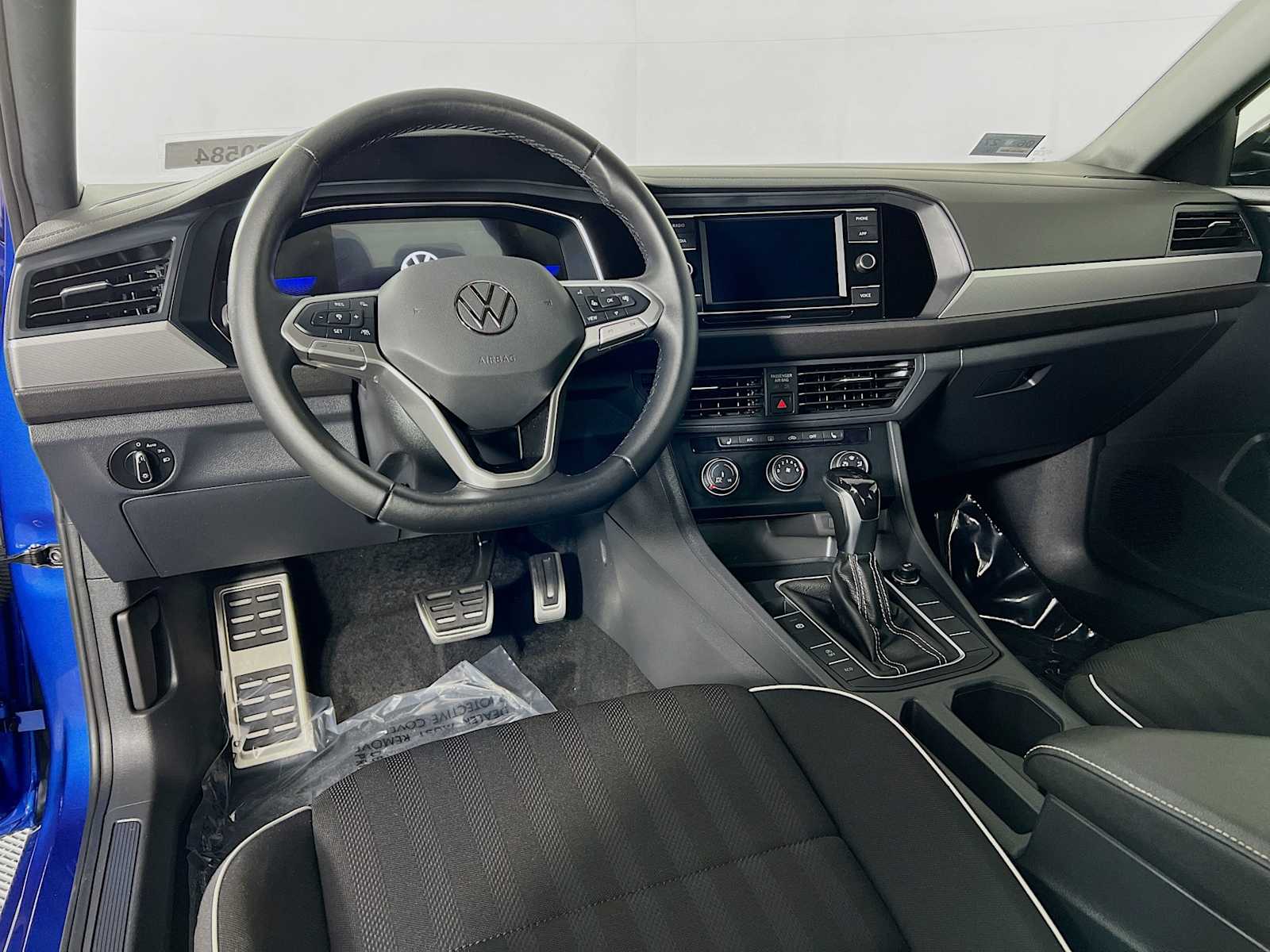 2024 Volkswagen Jetta Sport - Photo 9