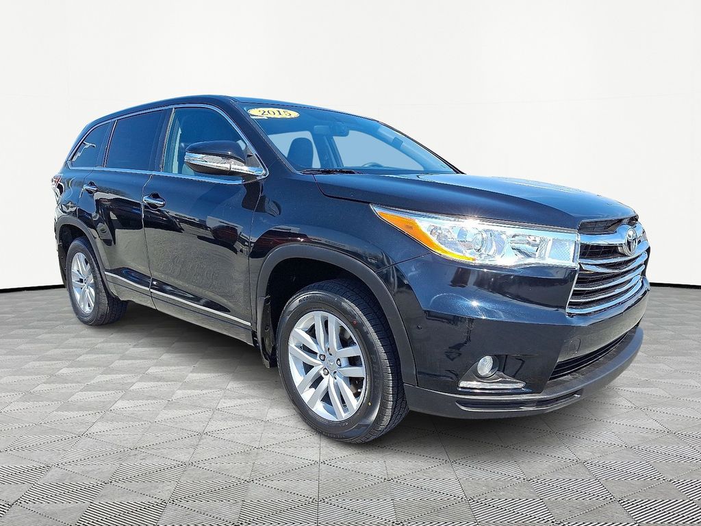 2015 Toyota Highlander LE V6