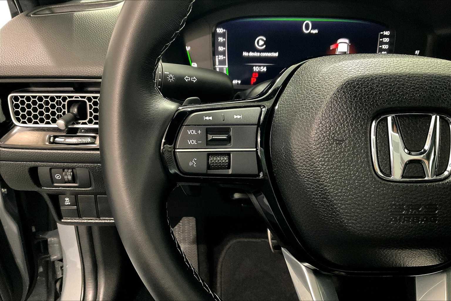 2025 Honda Civic Hybrid Sport Touring - Photo 23