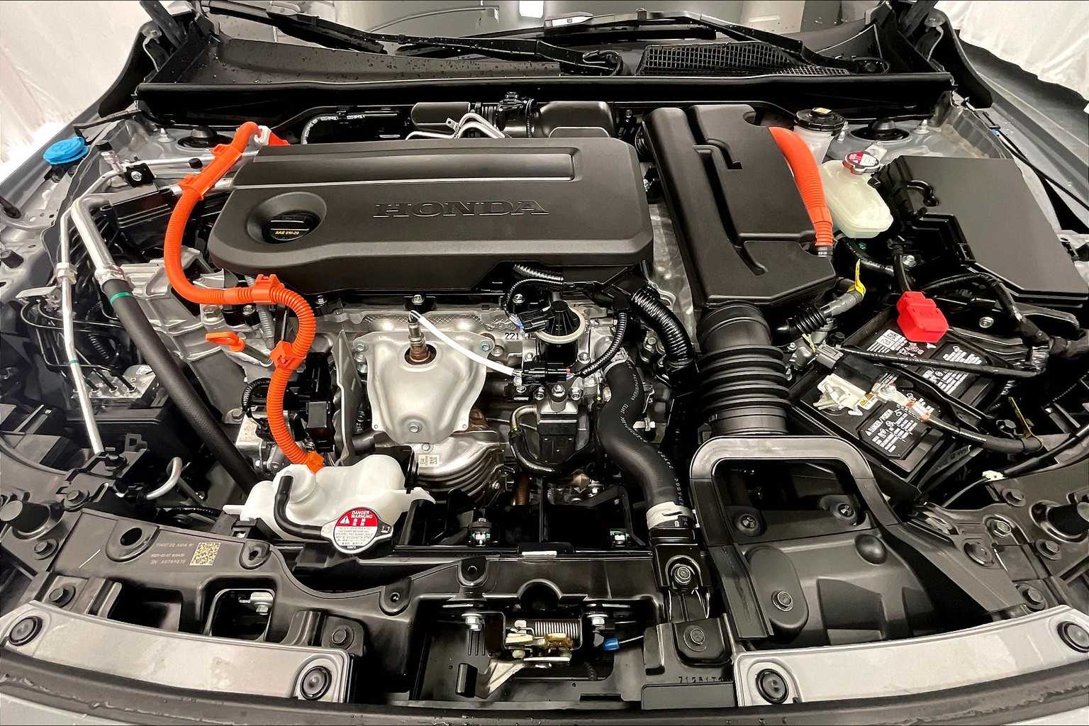 2025 Honda Civic Hybrid Sport Touring - Photo 29
