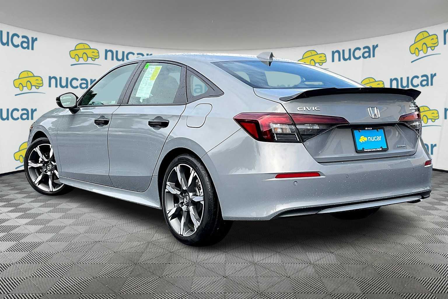 2025 Honda Civic Hybrid Sport Touring - Photo 4