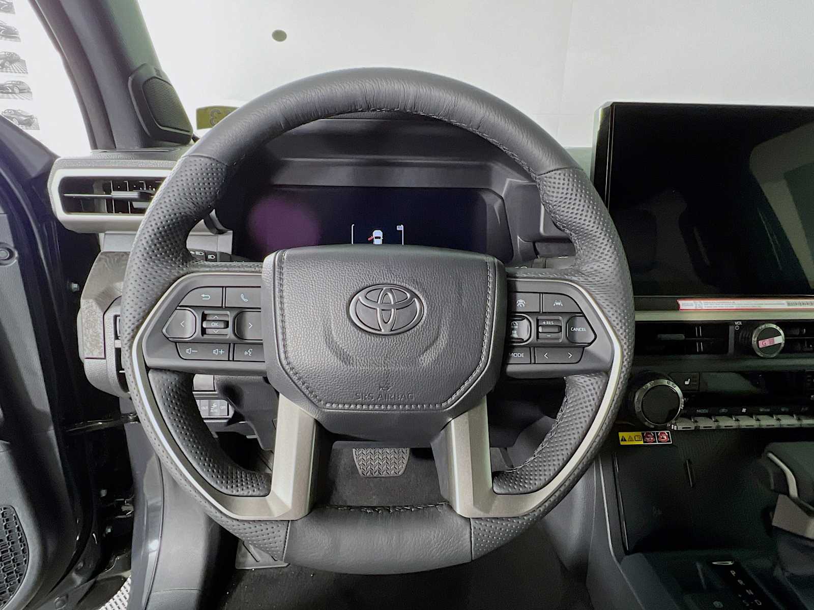 2025 Toyota Tacoma Limited - Photo 7