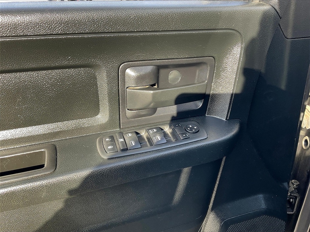 2018 Ram 1500 Express - Photo 34