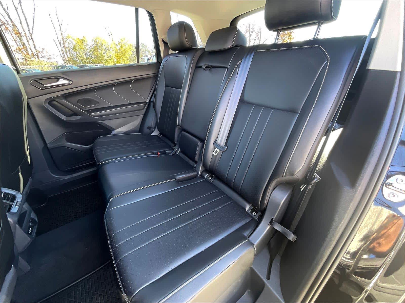 2022 Volkswagen Tiguan SE - Photo 15