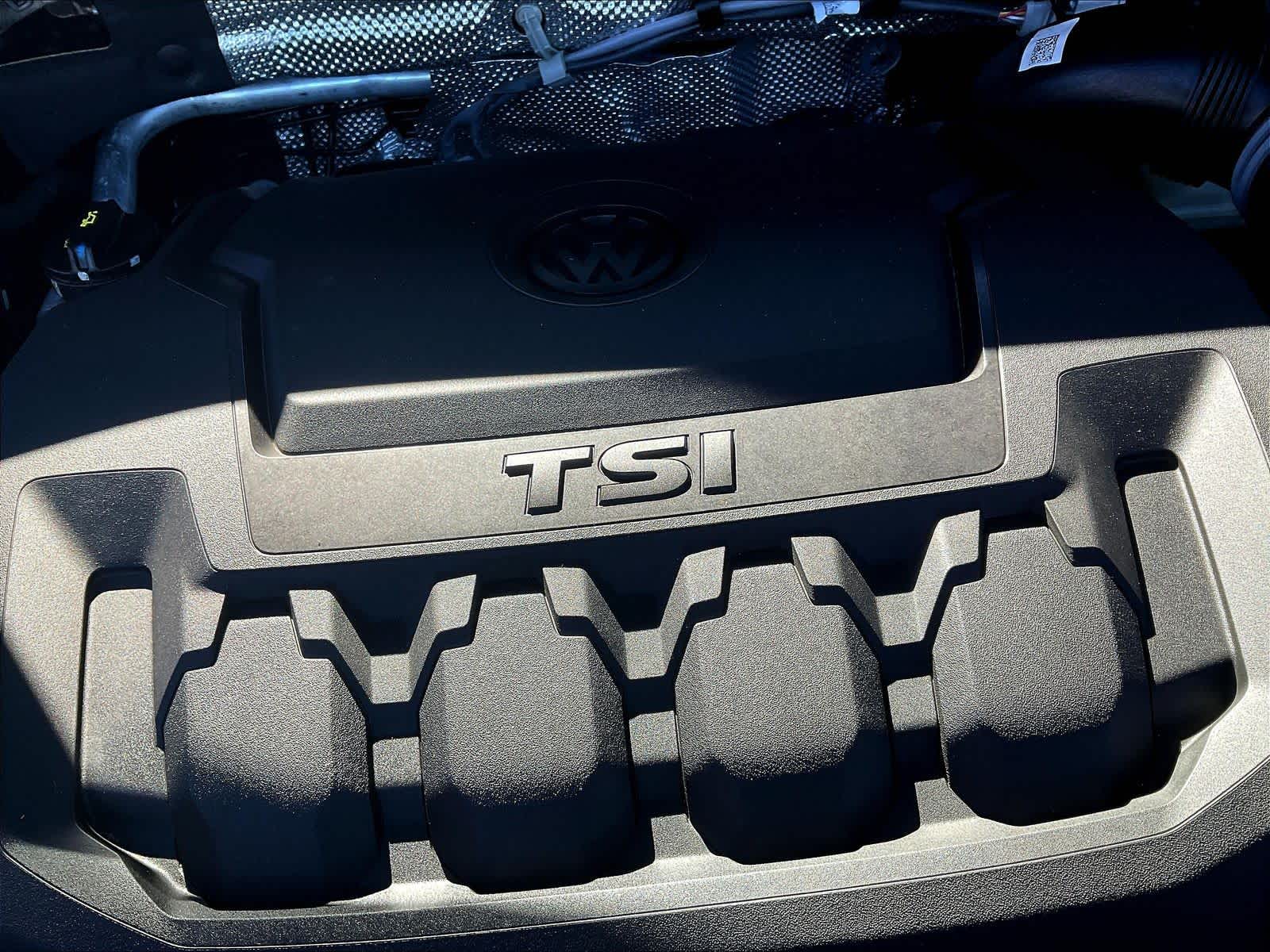 2022 Volkswagen Tiguan SE - Photo 34