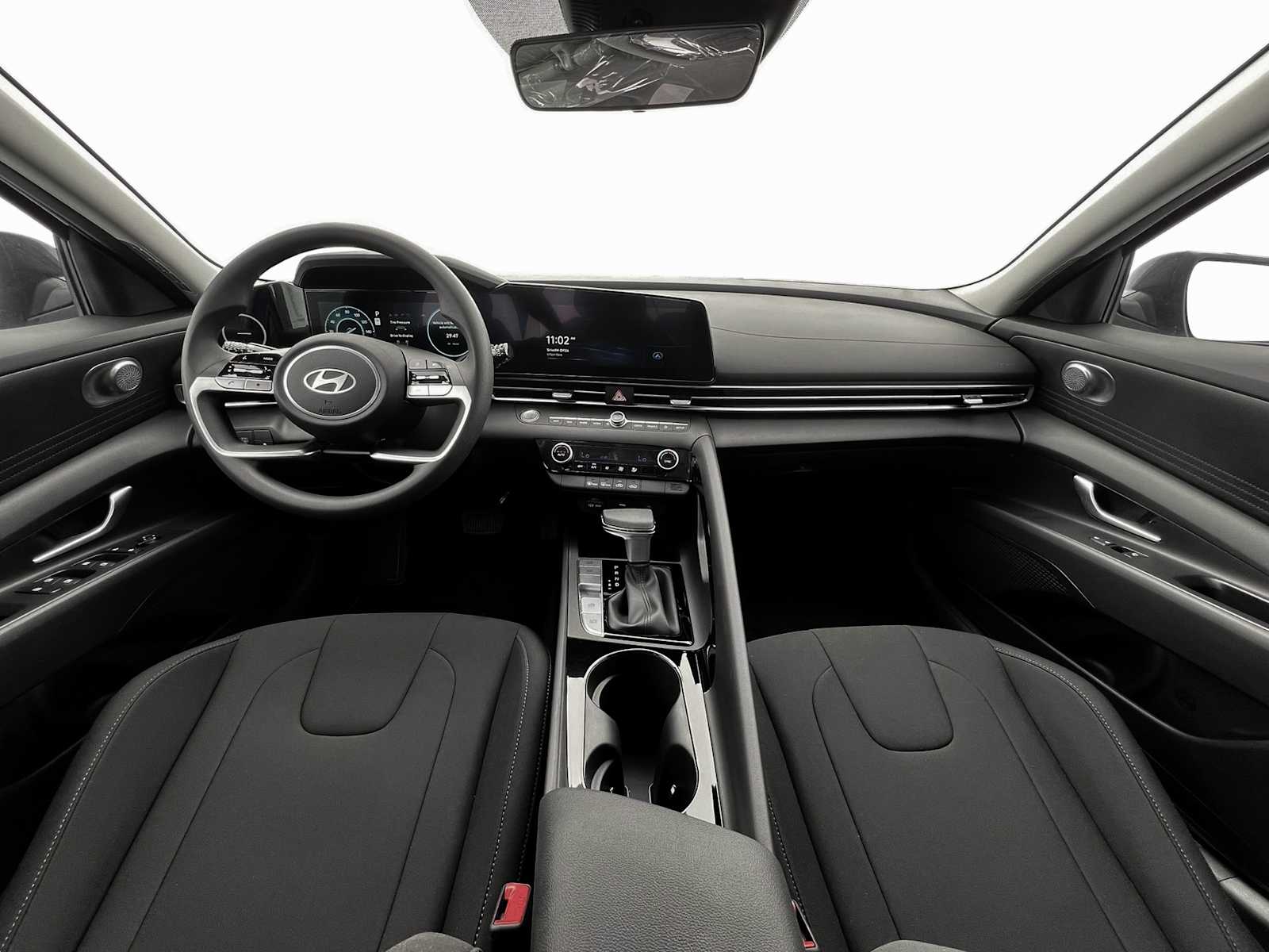 2025 Hyundai Elantra Hybrid Blue - Photo 13