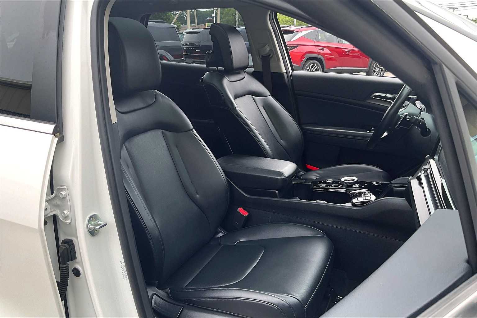 2023 Kia Sportage Hybrid EX - Photo 11