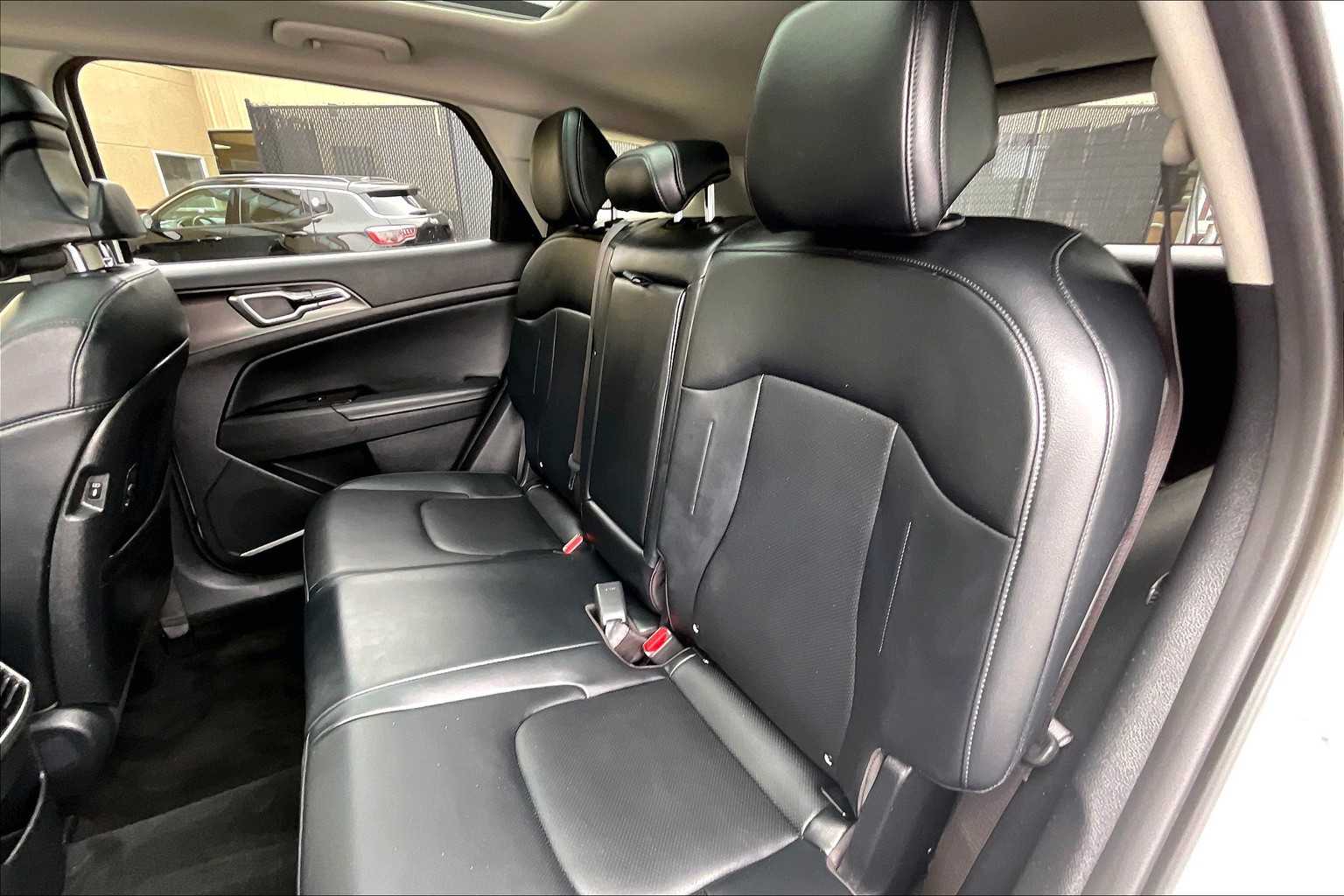 2023 Kia Sportage Hybrid EX - Photo 15