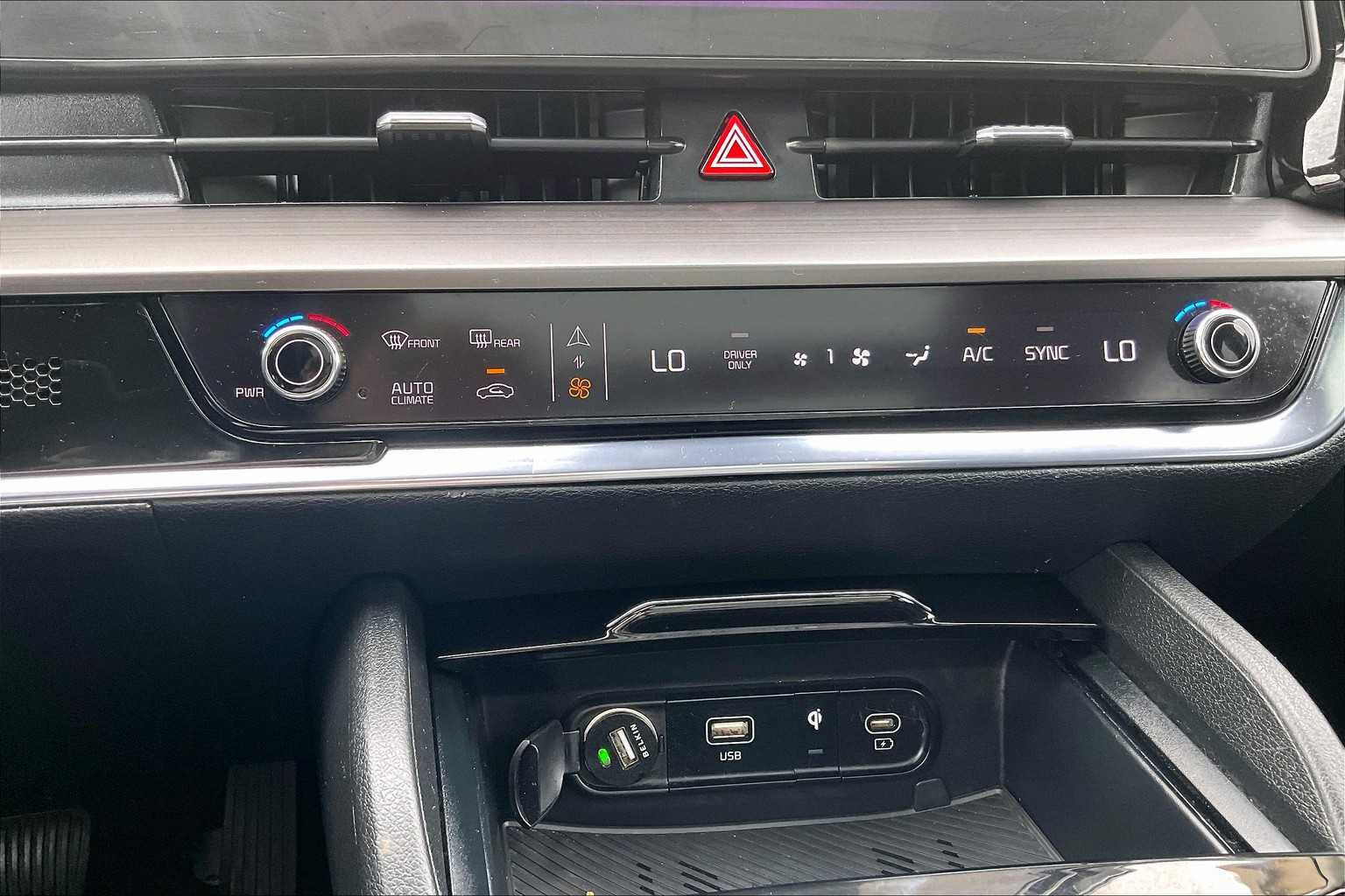 2023 Kia Sportage Hybrid EX - Photo 26