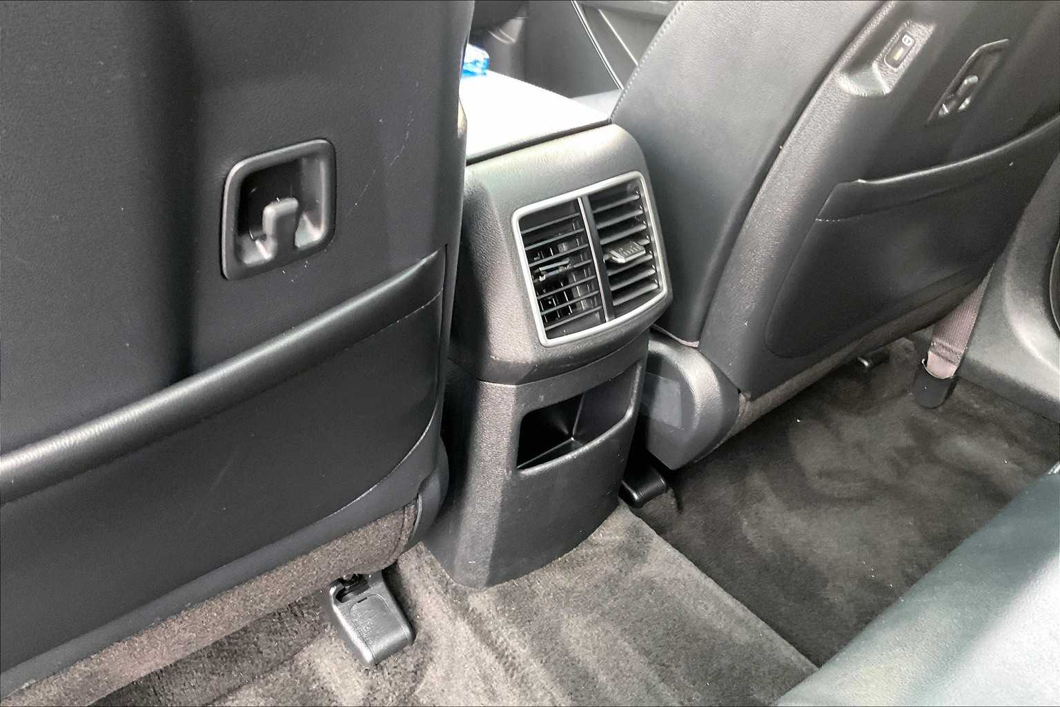 2023 Kia Sportage Hybrid EX - Photo 28