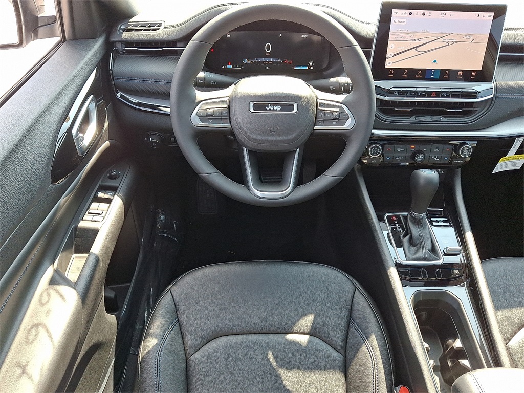 2025 Jeep Compass Limited - Photo 7
