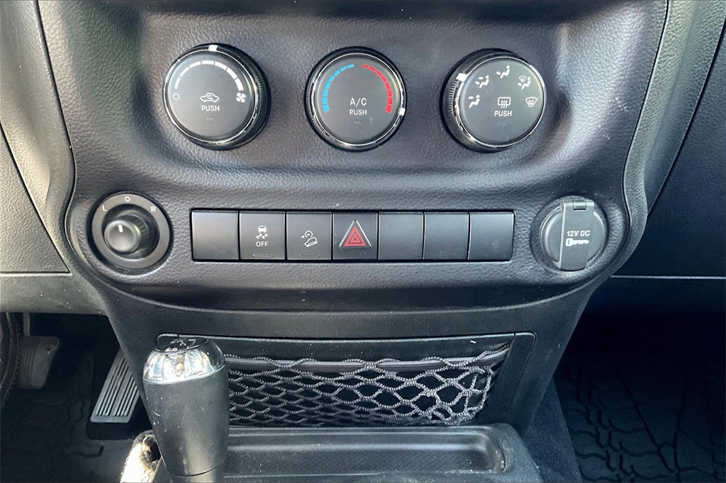 2016 Jeep Wrangler Unlimited Sport - Photo 25