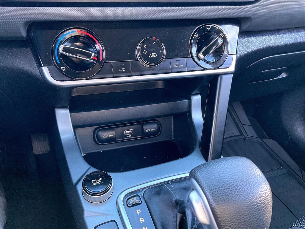 2021 Kia Seltos LX - Photo 24