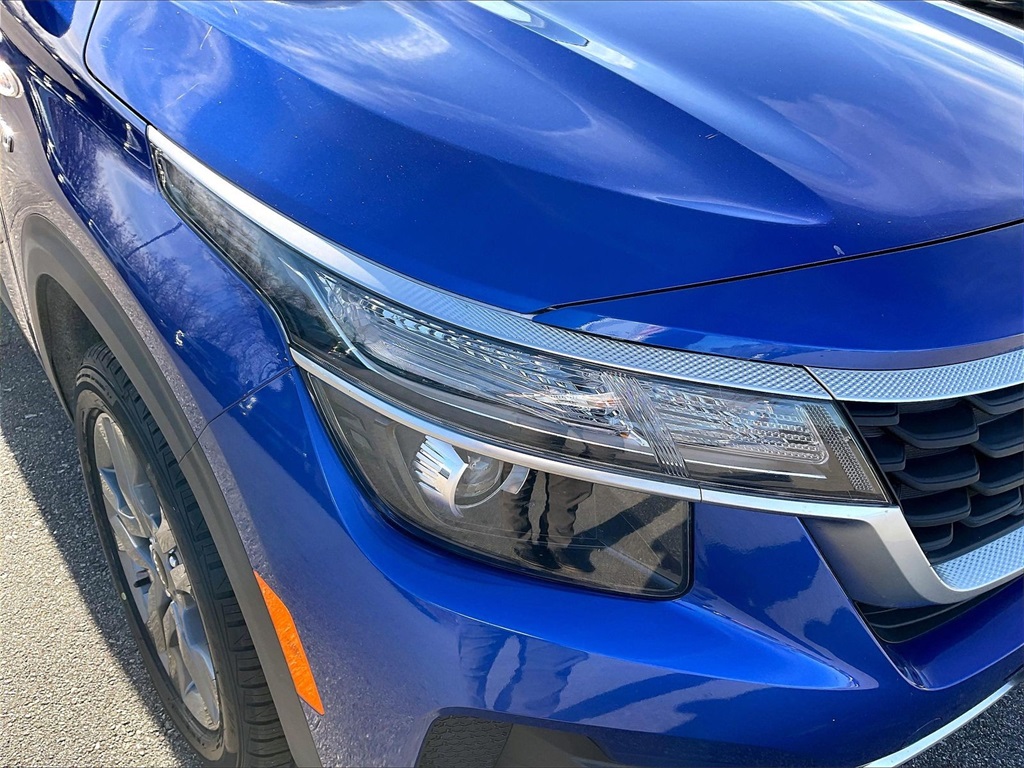 2021 Kia Seltos LX - Photo 27