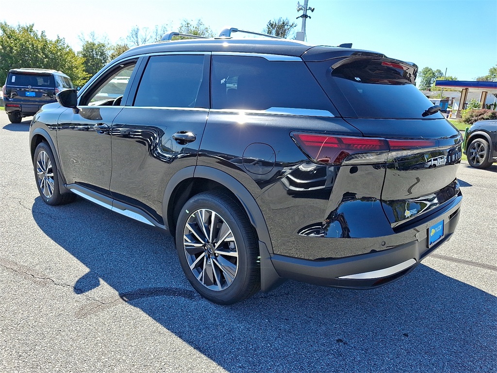 2026 INFINITI QX60 LUXE - Photo 3