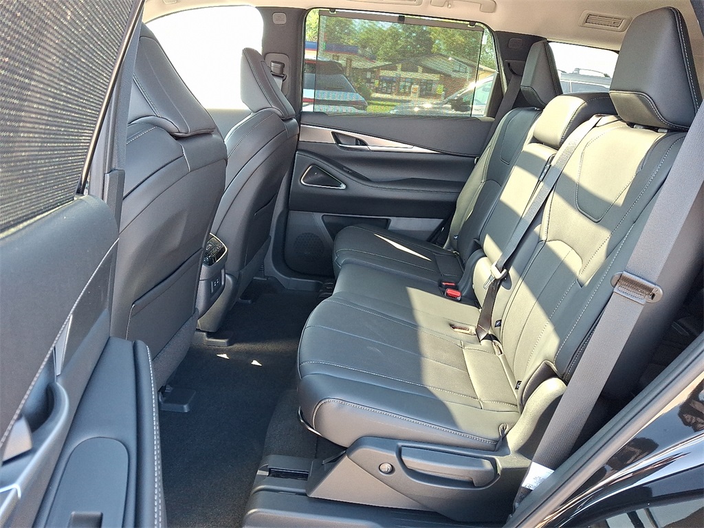 2026 INFINITI QX60 LUXE - Photo 6