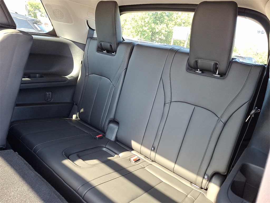 2026 INFINITI QX60 LUXE - Photo 7