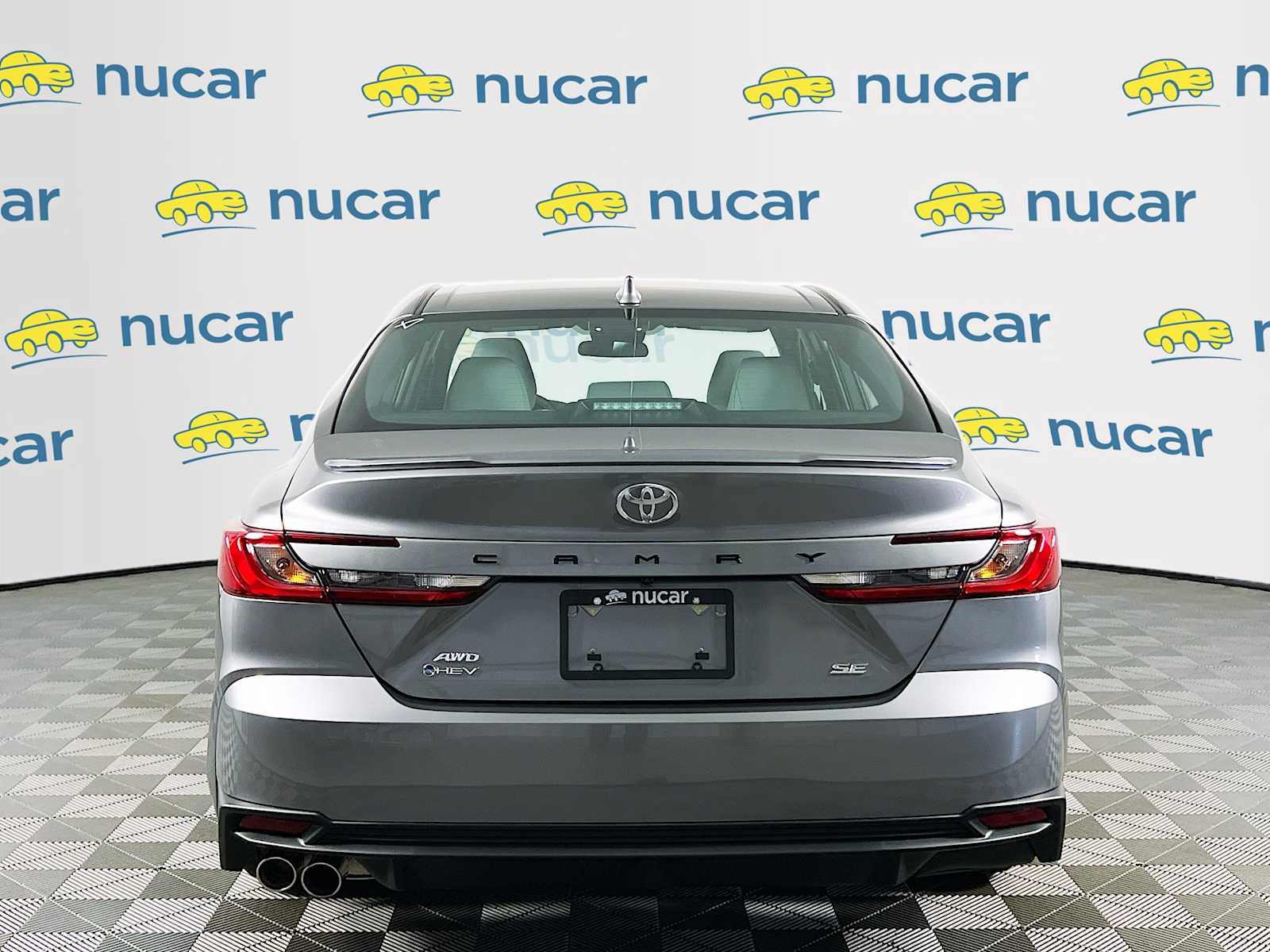 2025 Toyota Camry SE - Photo 5