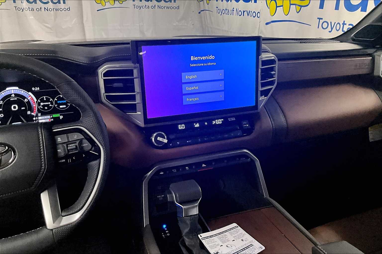 2025 Toyota Tundra 1794 Edition Hybrid - Photo 13